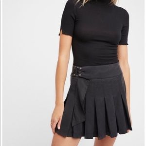 🎉SALE🛍NWT FP Lost In The Light Pleated Skirt